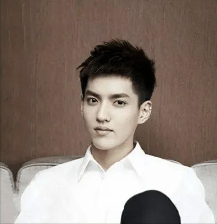 娱乐圈公关吃瓜,揭秘幕后真相与幕后黑手  第3张