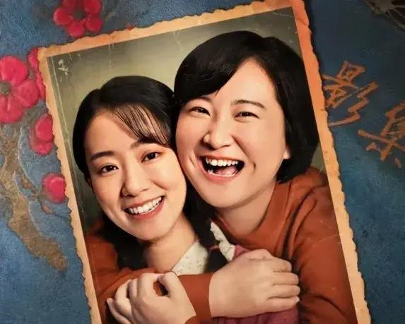 娱乐圈两个人吃瓜的小说,瓜田里的甜蜜邂逅  第2张